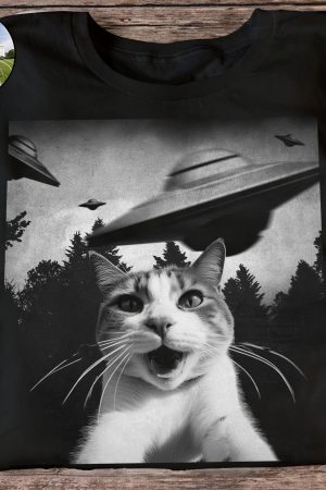 Custom Funny Pet Face - Ufo - Personalized PhotoOne Size Shirt